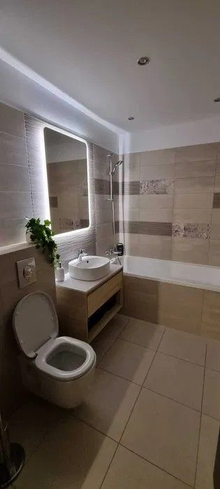 Apartament 2 camere, Complex Urban- Coresi Mall , 169000Euro - Poză 3