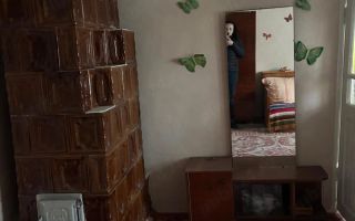 Casă de locuit cu 4 camere de vânzare în centrul satului, comuna Bivolari - Poză 3