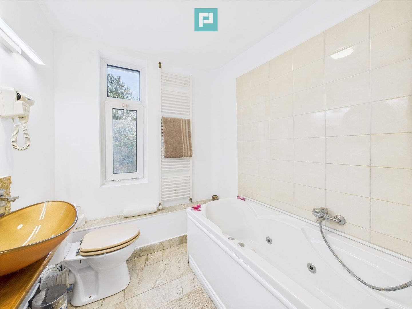 Proprietatea ideala pentru investitie sau locuit pe Str. 16 Februarie - Poză 26