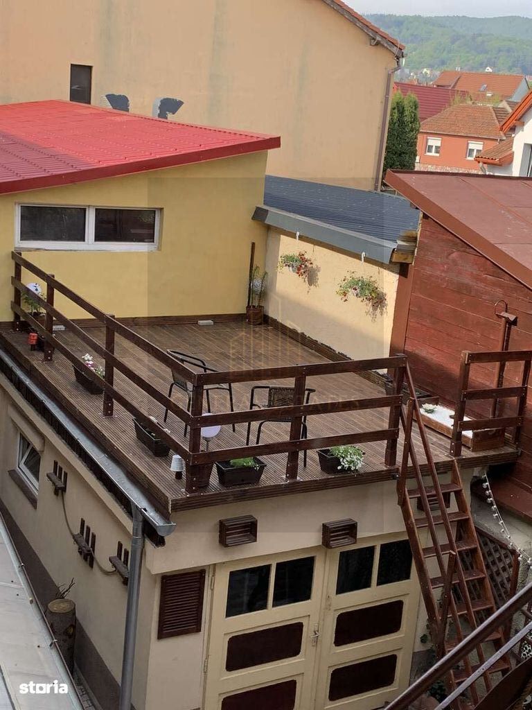 Apartament spatios cu 3 camere - Poză 17