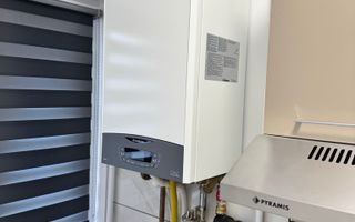 Apartament 2 camere, etaj 1 Craiovita - Poză 7