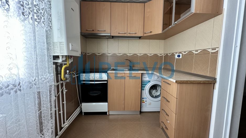 Garsonieră de vânzare în Buhuși - Poză 4