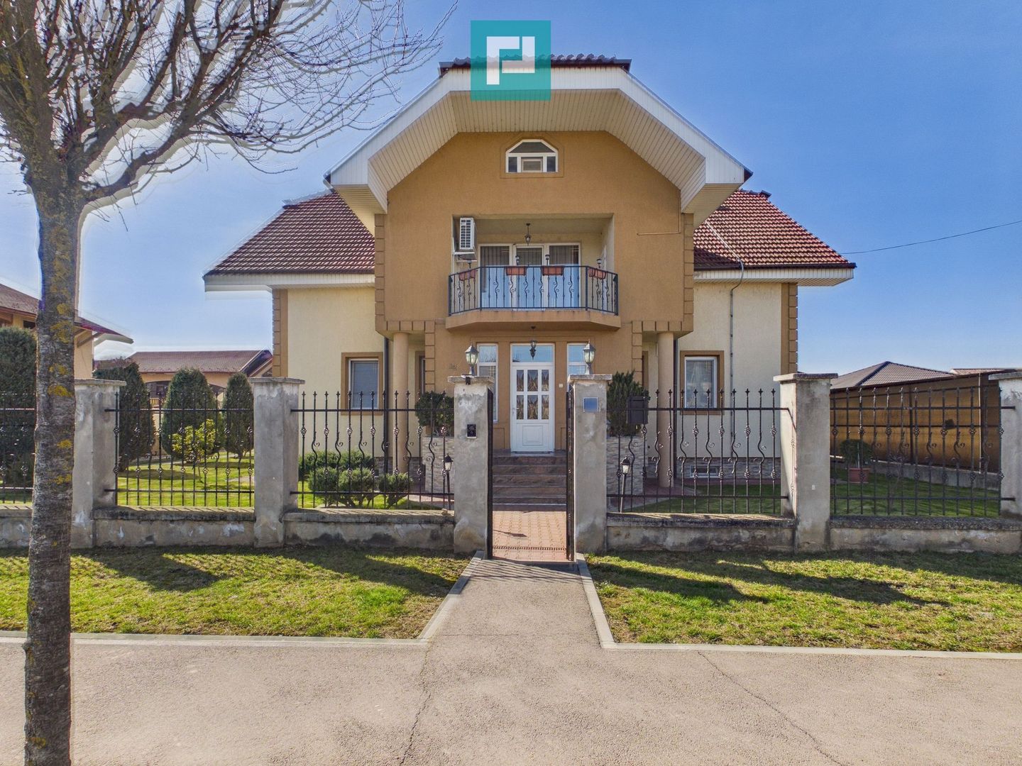 Vilă 343 mp utili, teren 600 mp, Oncea – Oradea - Poză 1