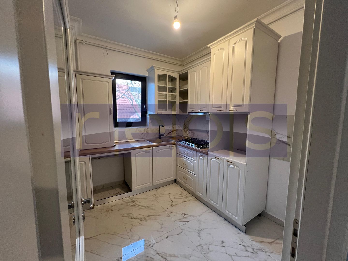 VANZARE APARTAMENT TRIFESTI 3 CAMERE | 80 MP | LOC PARCARE INCLUS - Poză 4