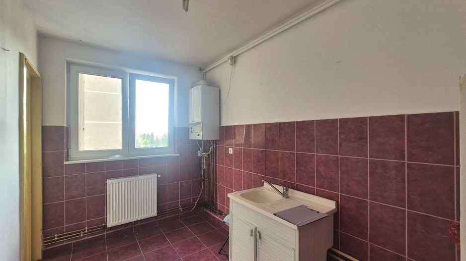 Calea Bucuresti, 2 camere cu priveliste, liber la vânzare - Poză 5