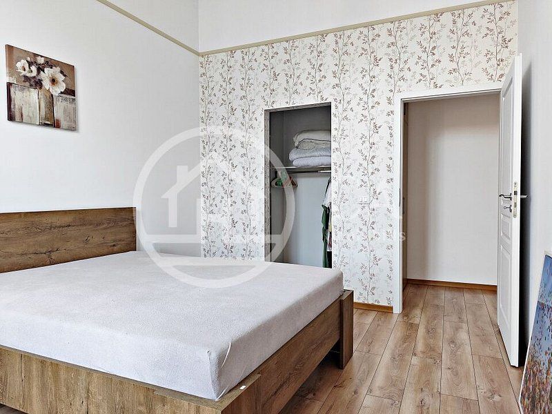 Apartament de inchiriat, 3 camere, ultacentral, la 2 min.de Piata Unirii, Oradea - Poză 8