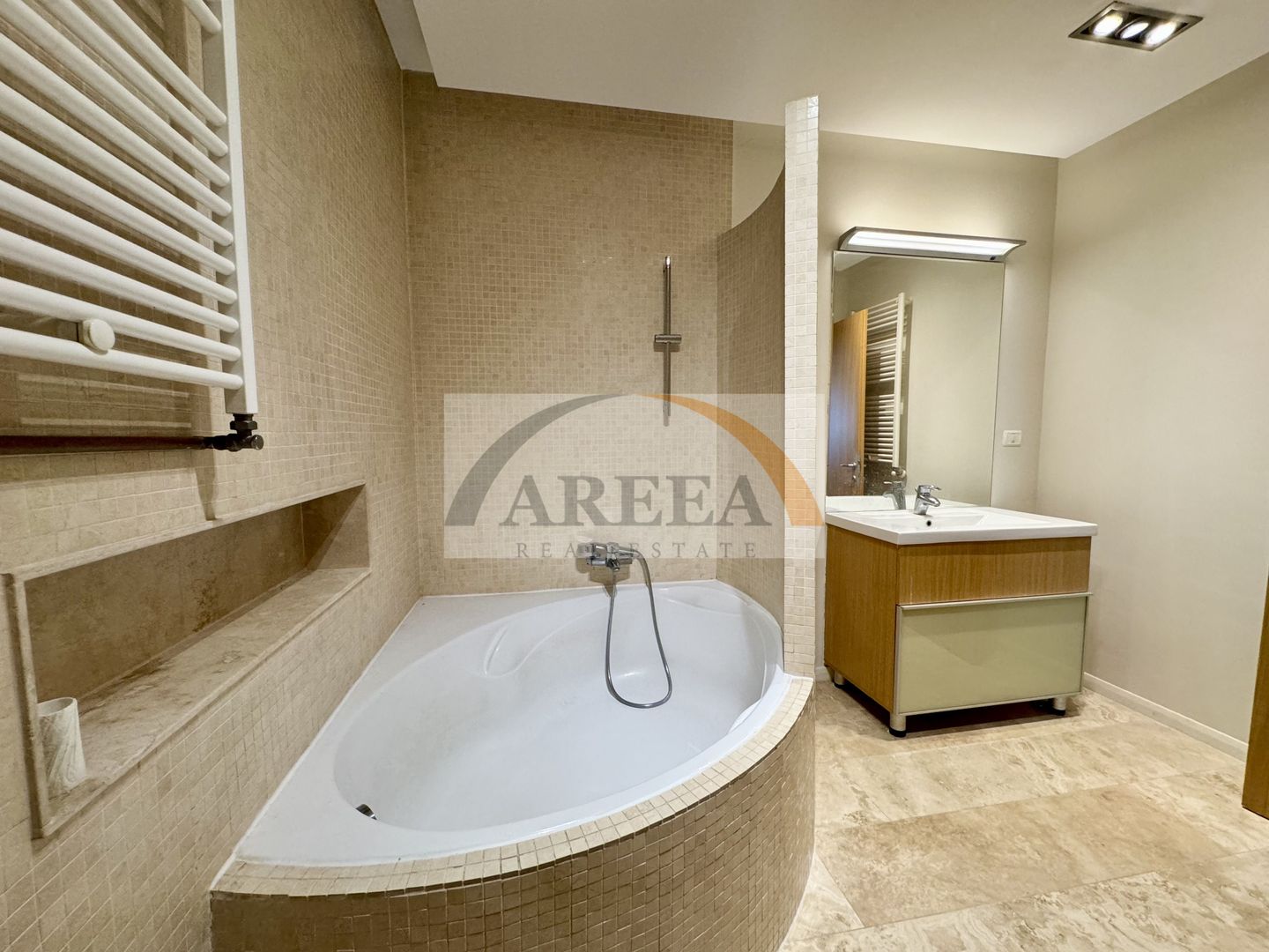 Apartament la parter,lux,spatios+terasa aflat in Aviatiei-Baneasa - Poză 14