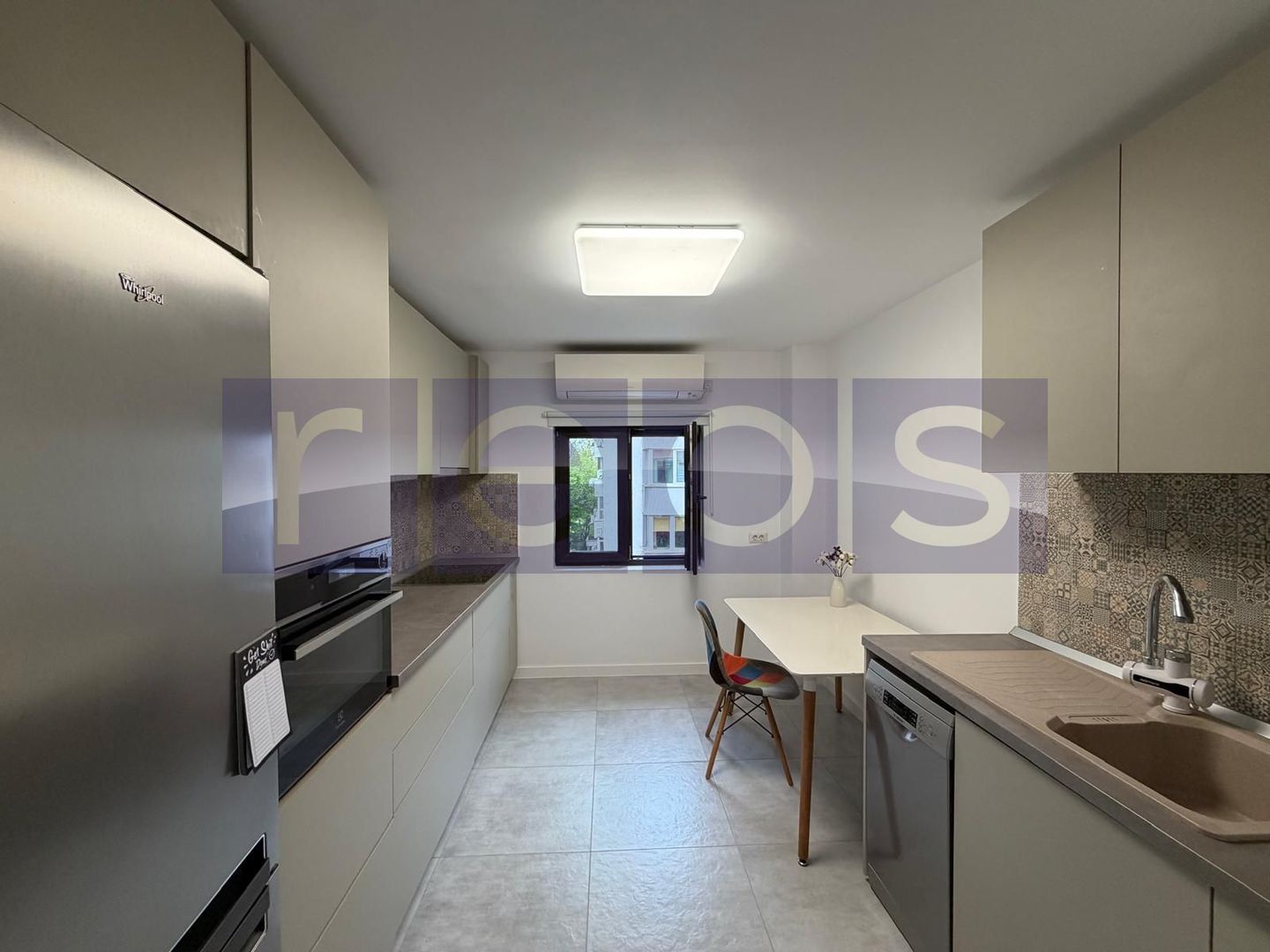 VANZARE APARTAMENT DEOSEBIT | 4 CAMERE | AVIATIEI | 83MP | MOBILAT LUX - Poză 4