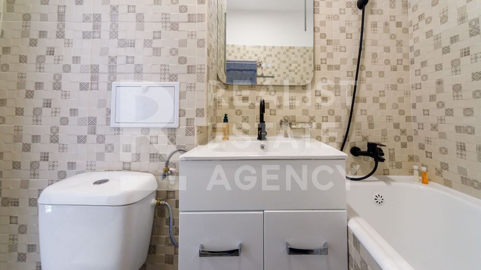 Vânzare, apartament cu 2 camere în zona Drumul Taberei - Poză 11