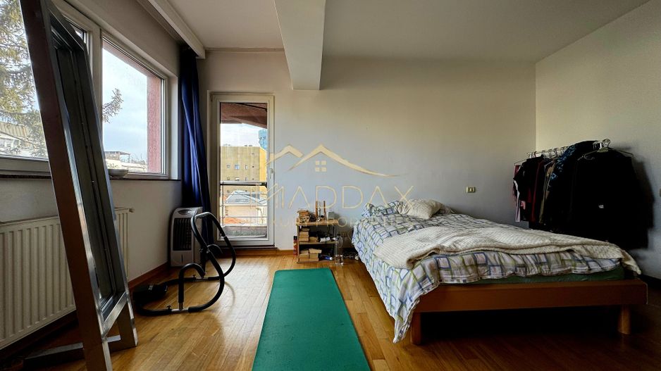 Apartament Elegant de Vânzare – 5 Camere/ 3 Băi, *Arcul de Triumf* - Poză 18