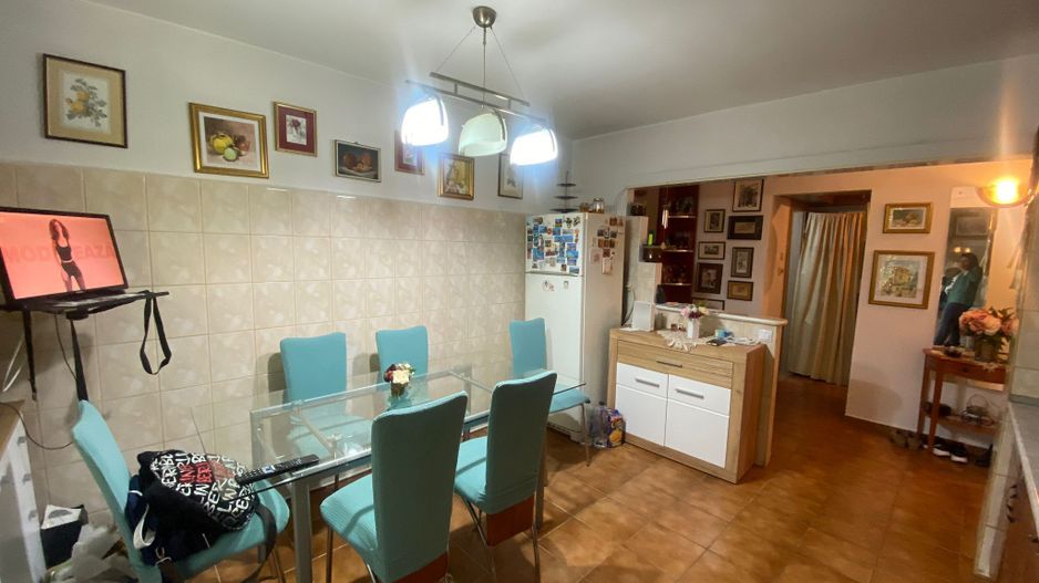 Girocului | 3 Camere | Decomandat | Boxa-spatiu depozitare | Izolat interior - Poză 7