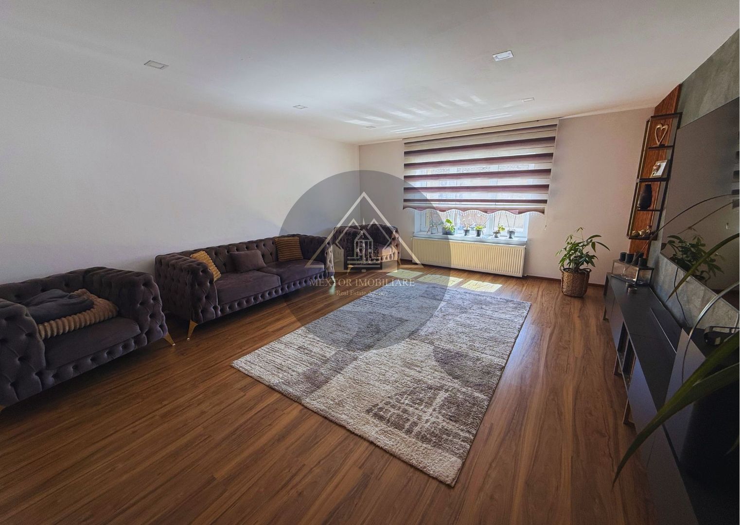 Casa de 4 camere, de vanzare - Poză 9