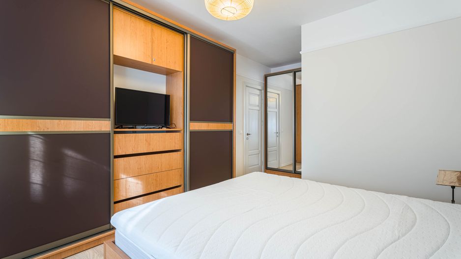 Apartament cu 2 locuri de parcare incluse | Curte proprie | Lacul Tei - Poză 5