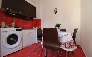 La casa, zona linistita, str Odobescu; camere spatioase, centrala proprie - Poză 15