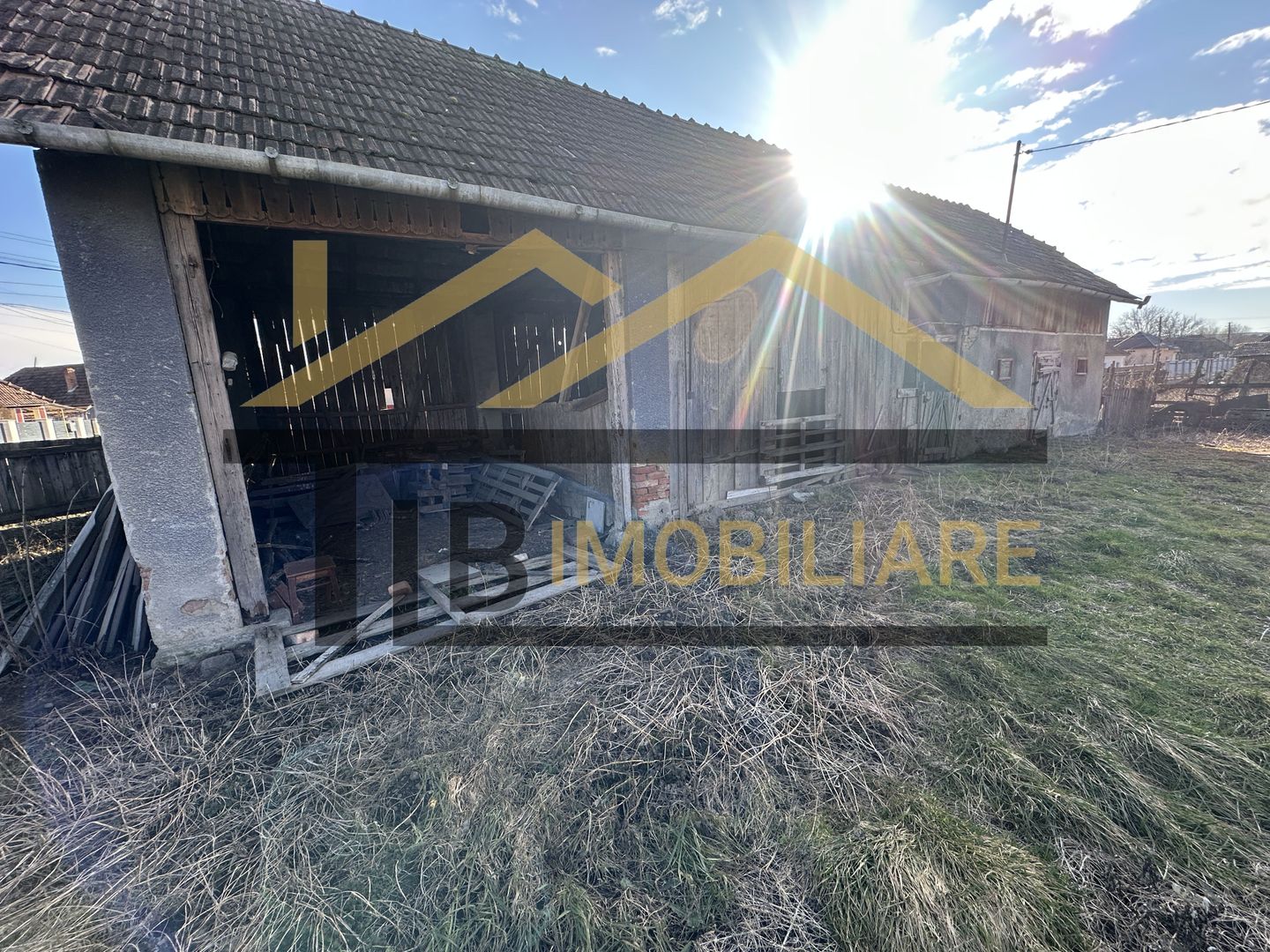Casa de vanzare 4 camere, 2240mp teren, Zona Raciu - Poză 8