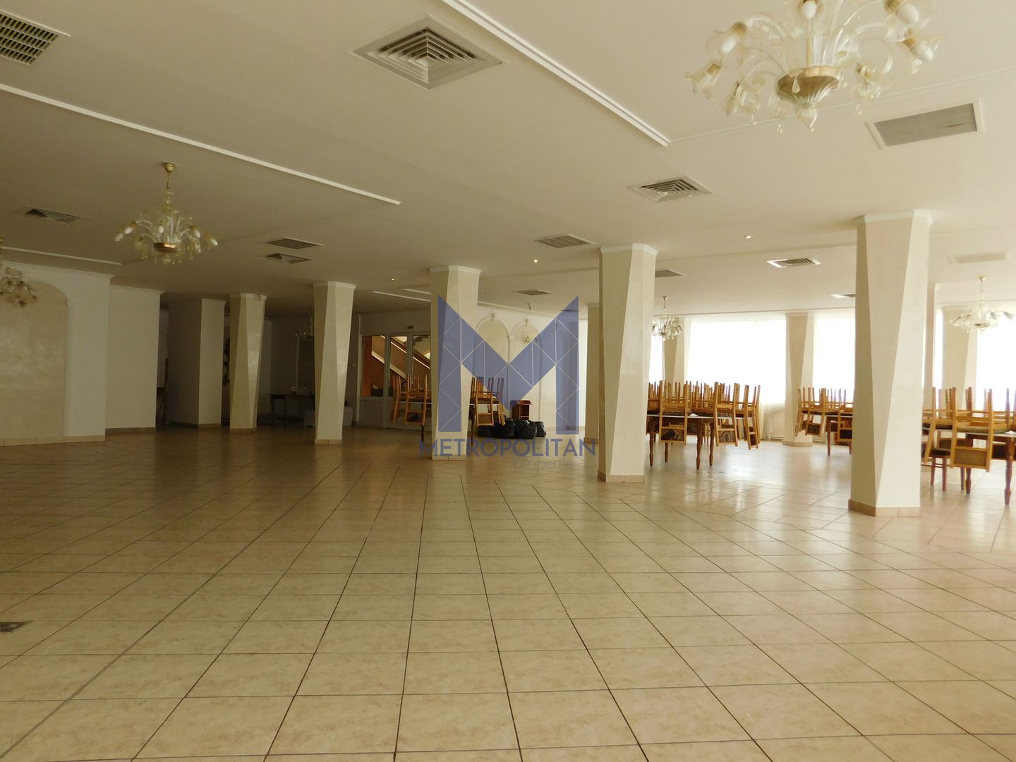 Spațiu comercial ideal showroom, în Complex Comercial Mercur - Poză 6