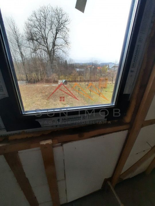 Casa noua 4 camere, teren 622 mp, Brebu, Prahova - Poză 9