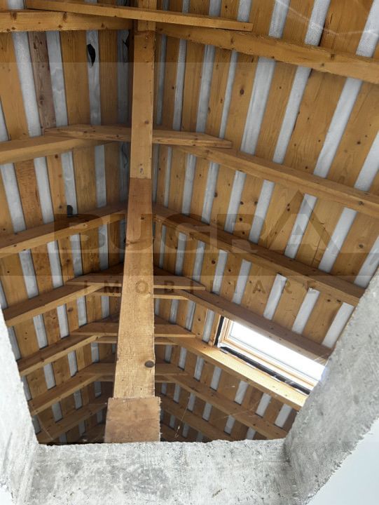 Casa individuala cu 5 camere,  136 mp+700 mp teren, Zona Chinteni - Poză 12