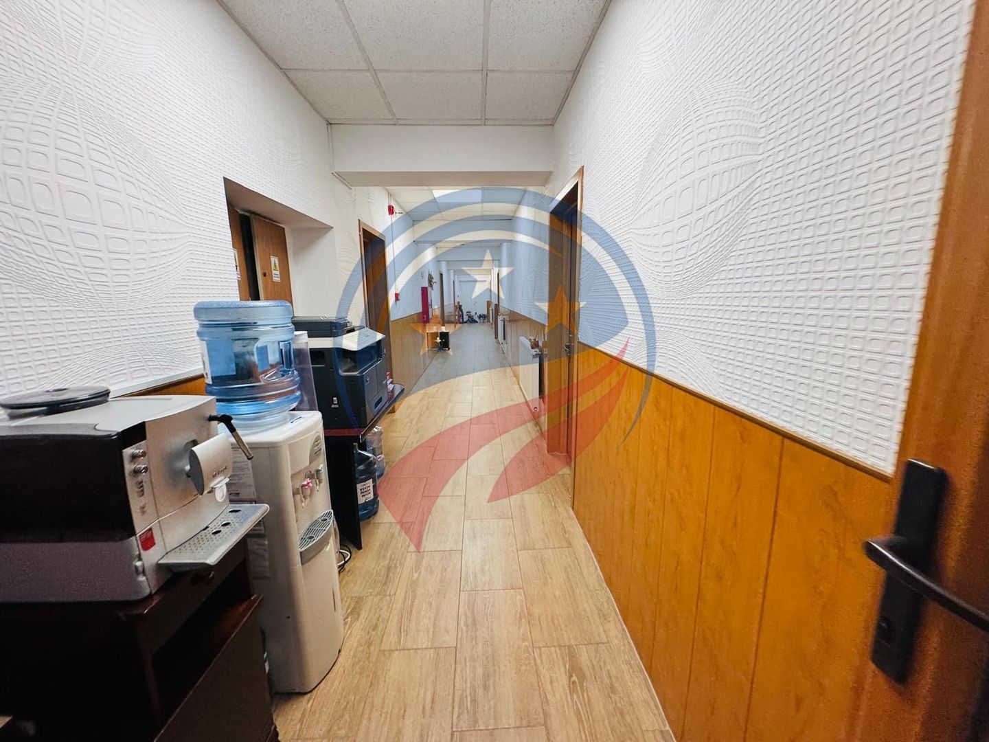 Spațiu comercial de închiriat - Poză 2