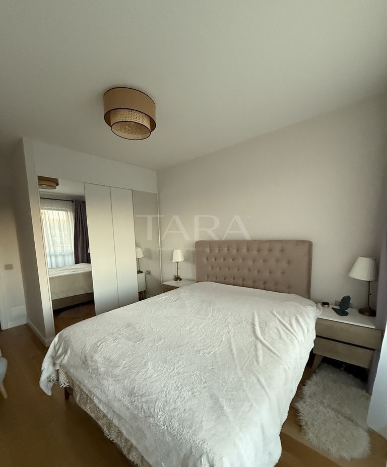 Apartament de lux cu terasă și priveliște - Poză 6