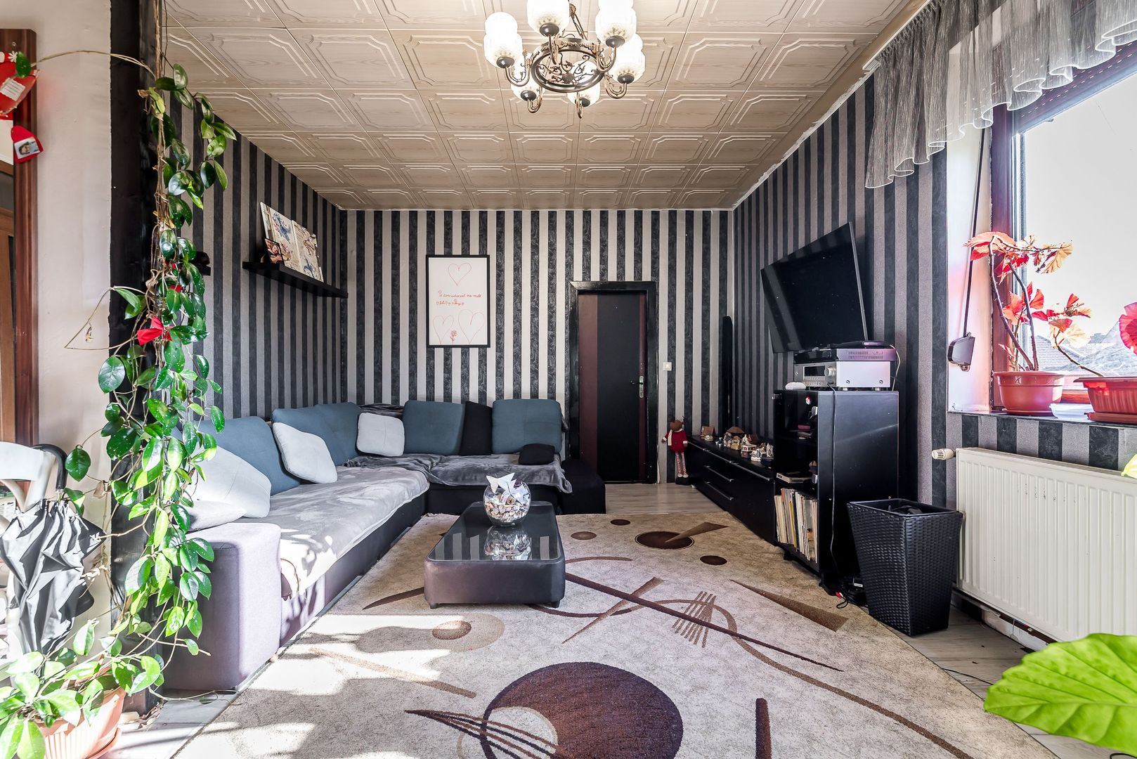PREȚ NOU! Apartament cu 3 camere & curte | zona Malul Mureșului - Poză 1