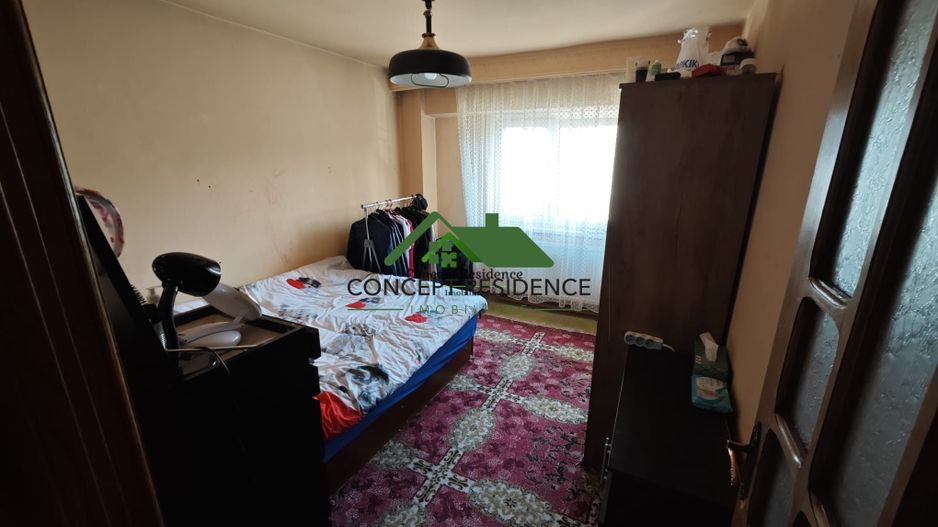 Vand apartament 4 camere, Republicii zona Liceul Sportiv - Poză 4