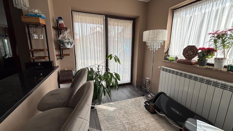 Vilă deosebită în Șcheia I 240 mp utili I teren 1000 mp I 295.000 € - Poză 24