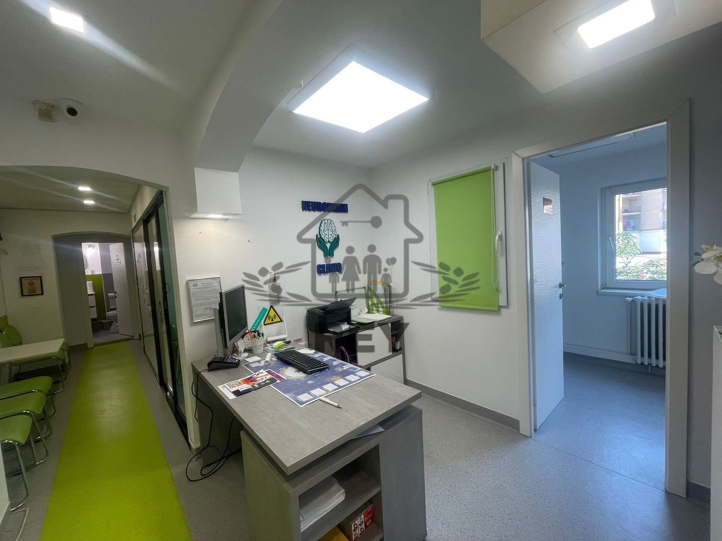 Se închiriază / vinde spațiu comercial zona centrlă - Poză 13