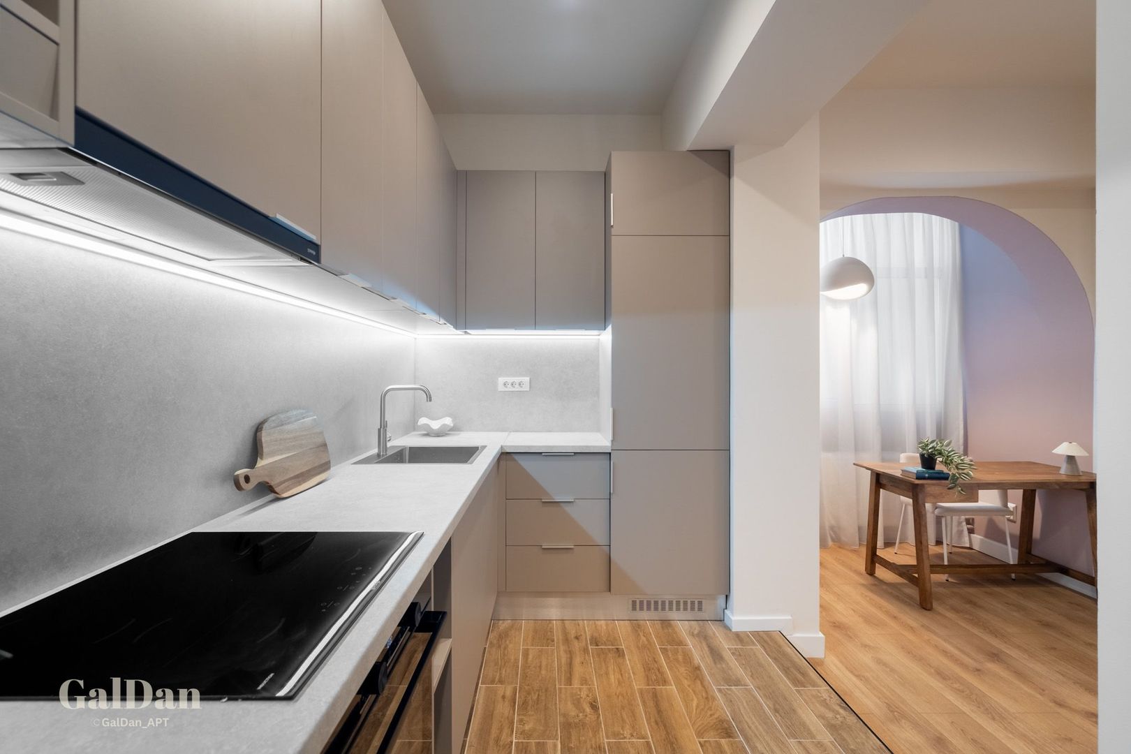Apartament Premium cu 4 Camere | Ultracentral | GalDan Apartments - Poză 26