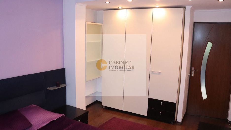 2 Camere - Hol Locuibil | Decomandat | 3/10 | Credit | M Lujer - 3 min - Poză 5