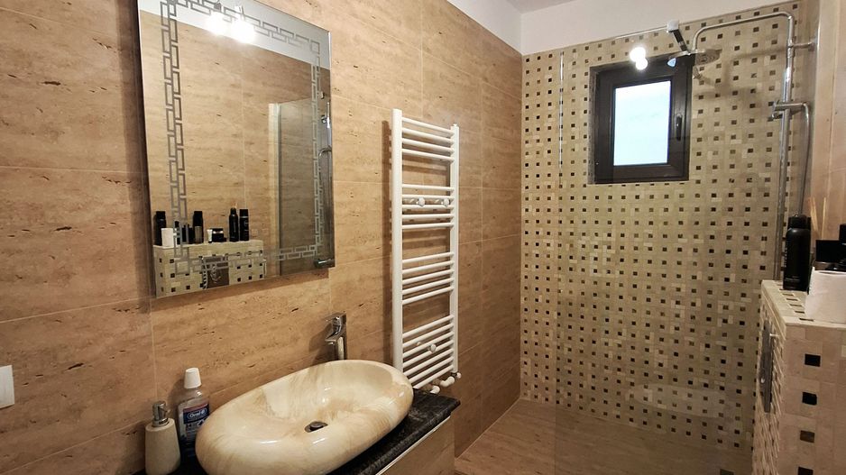 Vila cu 5 camere de vanzare, Paulesti - Poză 9