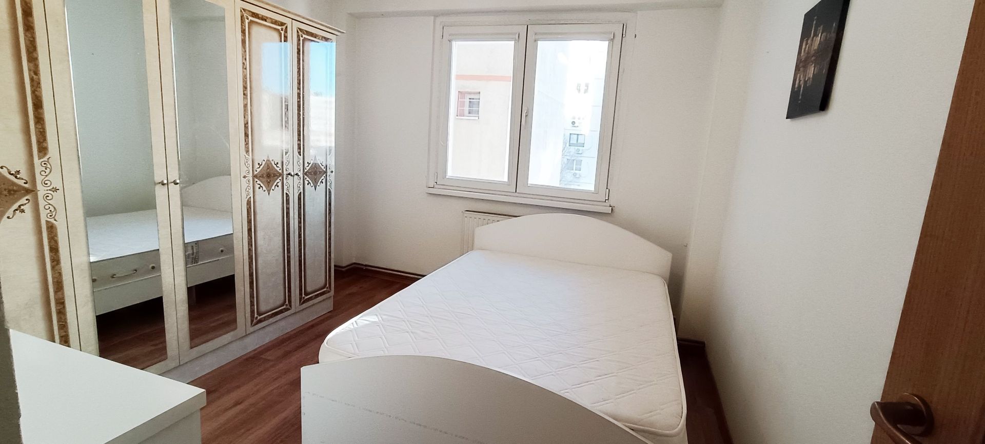 Apartament cu 3 camere,mobilat si utilat, Astra-Somes - Poză 4