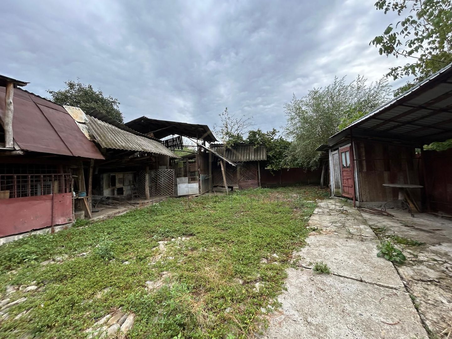 Proprietate de vânzare | 15 km de Onești, DN11 – direcția Bacău - Poză 19