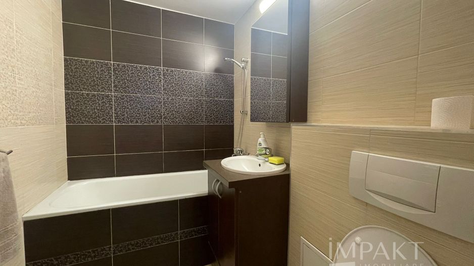 Exclusivitate! Apartament 3 camere decomandate ,  zona BL-Titulescu! - Poză 11