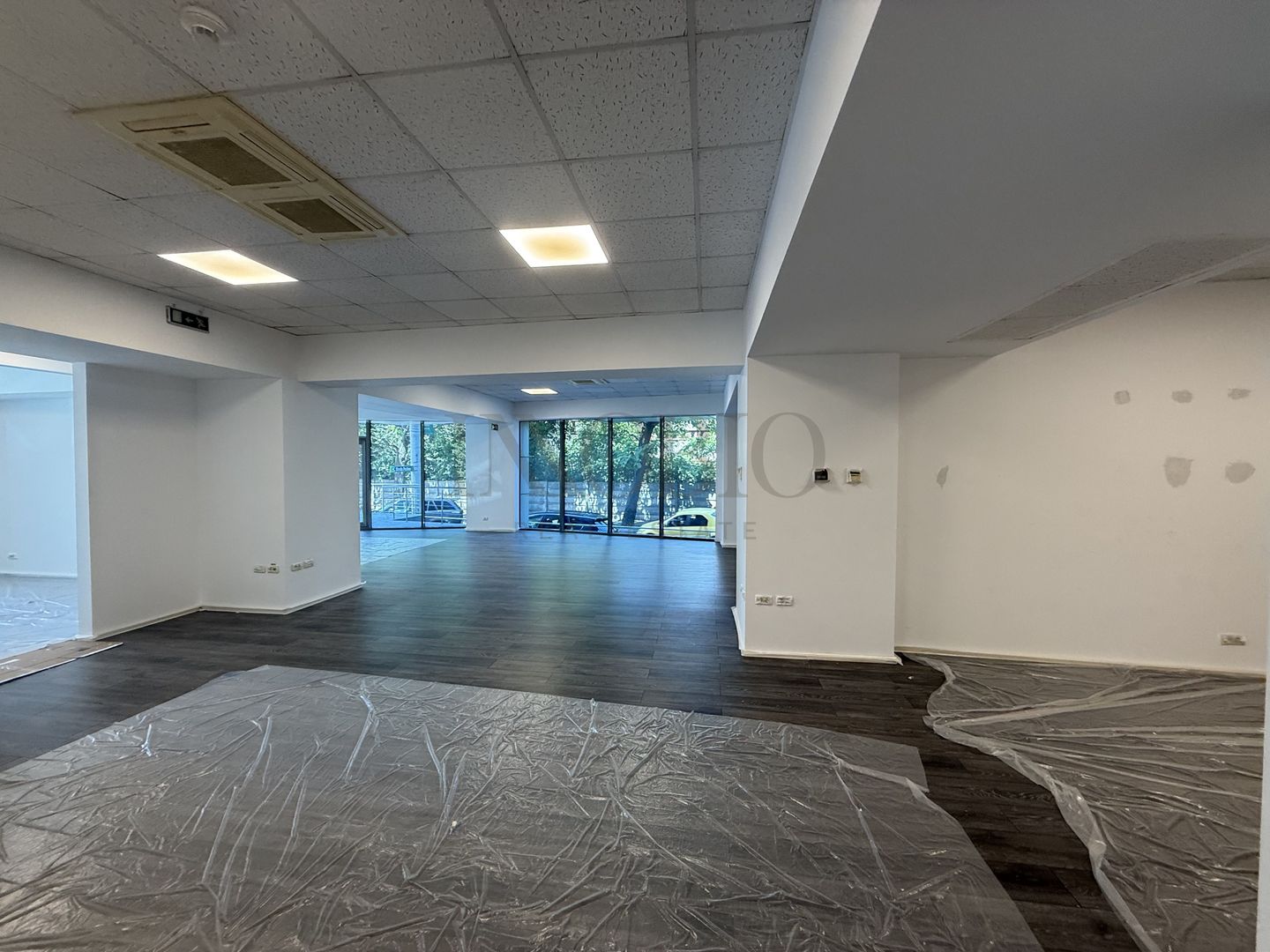 Spațiu comercial premium / Băneasa Offices / Parc Herăstrău - Poză 1