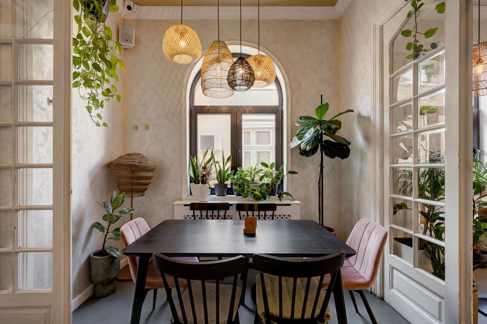 Vindem Afacerea ! Mini Hotel + Cafenea/ Restaurant ! Parcul Carol ! - Poză 25