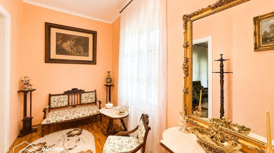 Apartament la casa cu 3 camere, zona Centrala - Poză 2