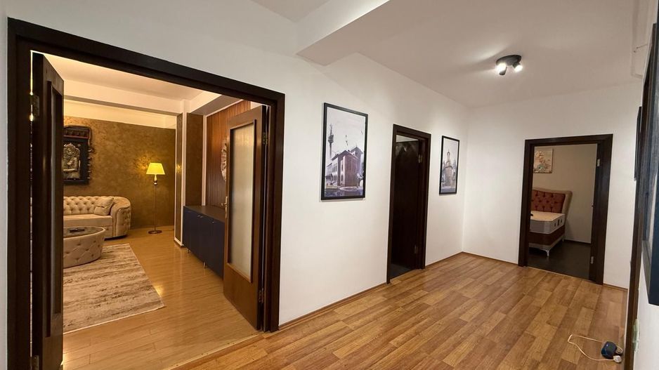 De inchiriat apartament premium cu vedere directă la Dunăre, 1000 euro - Poză 10