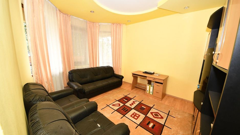 Vila spatioasa, constructie solida, zona micro 17 – Galati - Poză 30