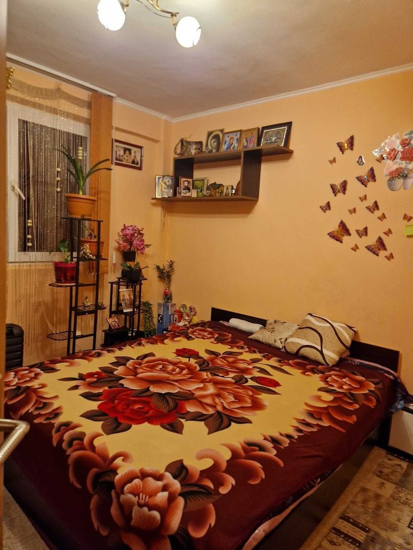 Apartament Moisil // Tei - Poză 2