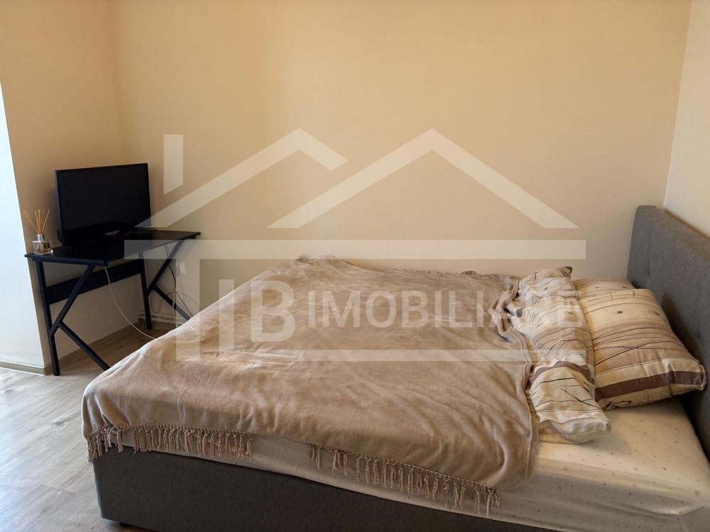 Apartament cu 3 camere, 70 mp, decomandat, Zona UMFST - Poză 3
