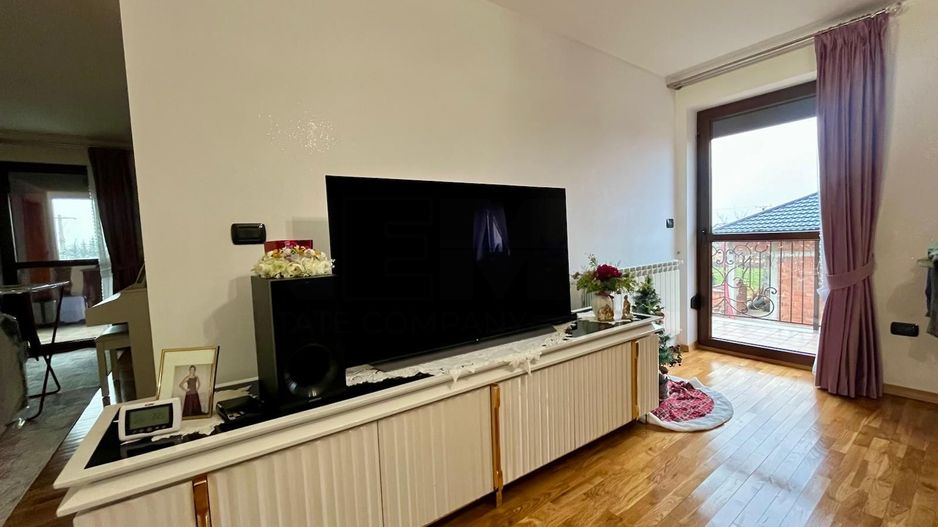 CASA COMPLET UTILATA SI MOBILATA MODERN CU GRADINA | 1100 MP |MARGINEA - Poză 12