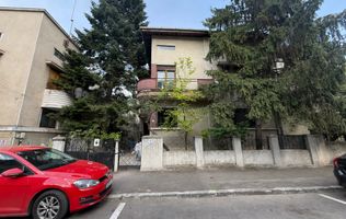Proprietate rara pe o strada boema