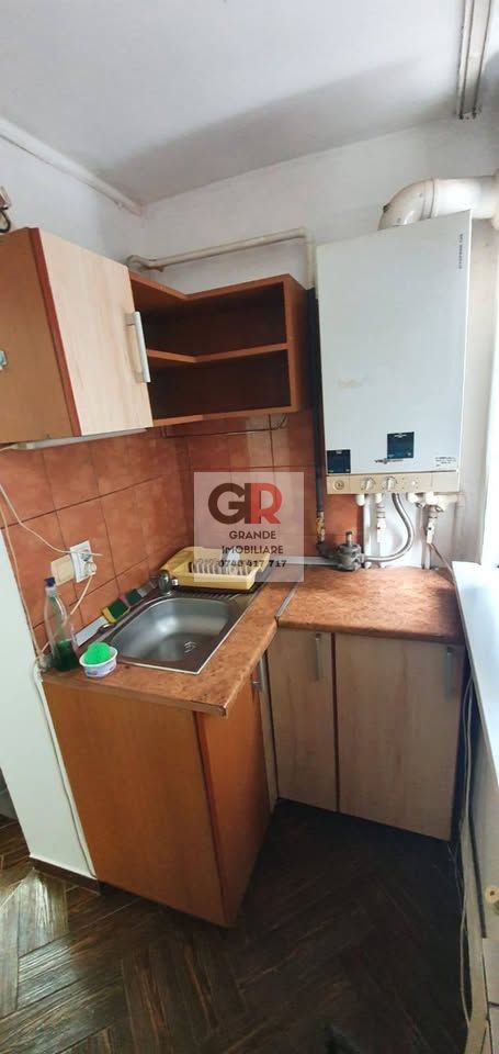 Str. Podgoriilor Garsoniera 40 mp parter - de inchiriat - Poză 4