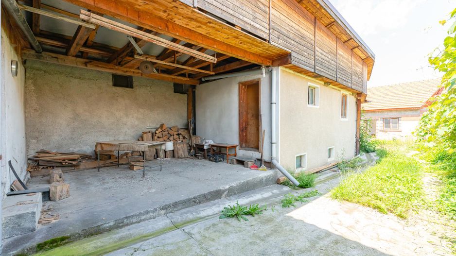 Casa in Purcareni, strada Principala - Poză 20