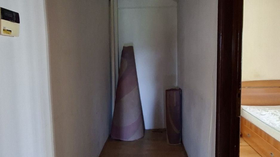 Apartament cu 3 camere - zona semicentrala - Poză 15