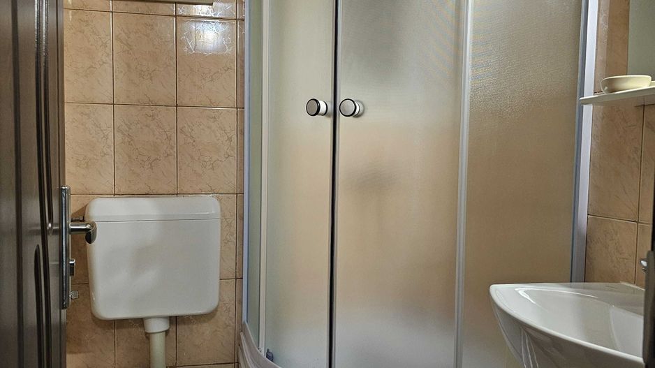 Inchiriere garsoniera zona Kogalniceanu - Poză 5