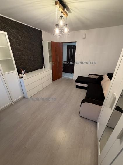 Apartament 2 camere format din 2 garsoniere alipite 1 Decembrie - Poză 4