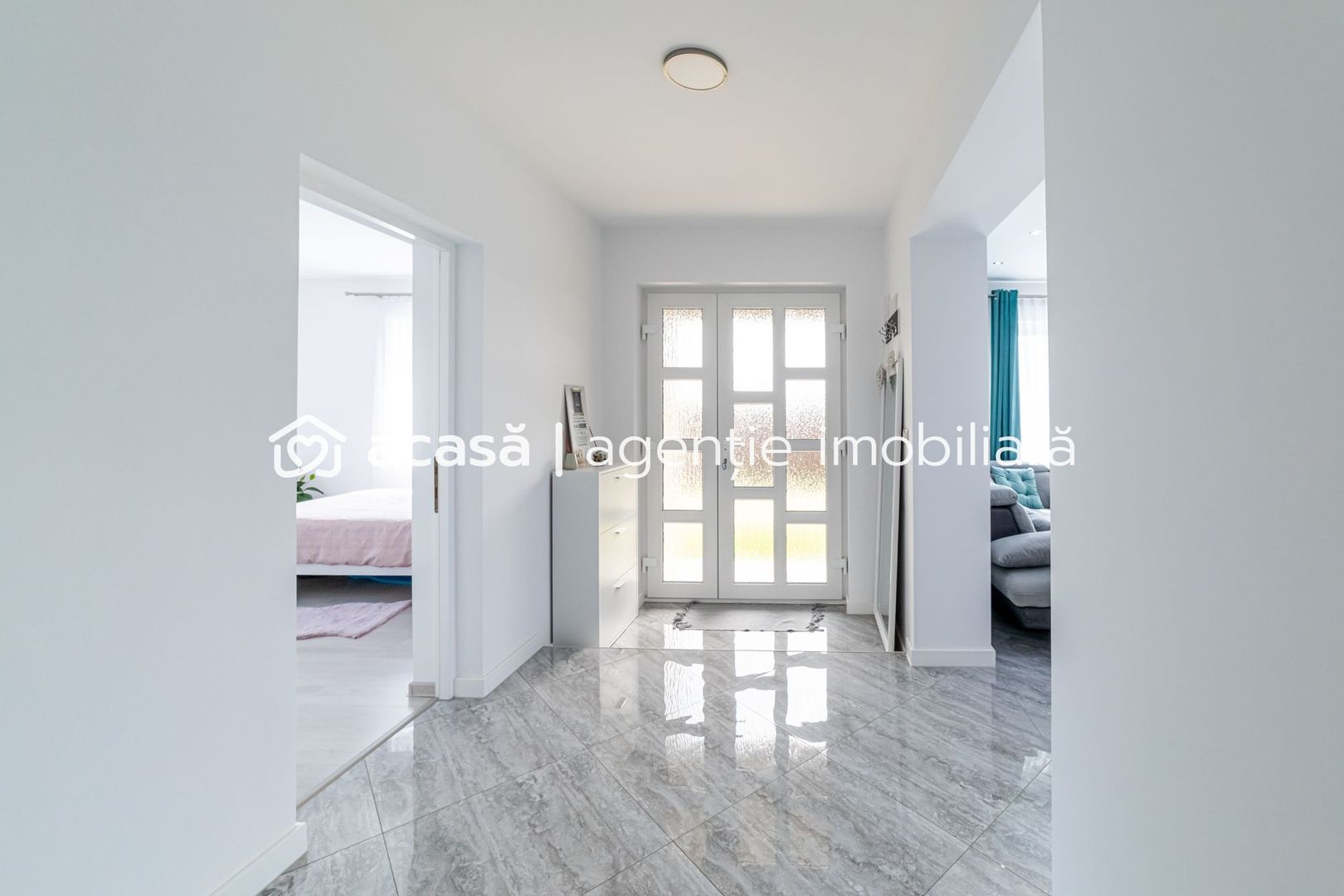 Nou! Casă frumoasă în Sâmbăteni - Poză 9