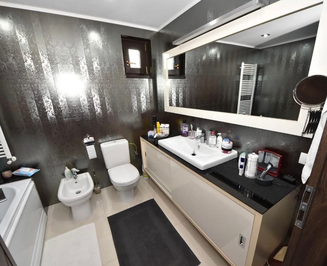 Vila „la cheie” de închiriat în Mazepa, aproape de Faleza Dunării - Poză 11